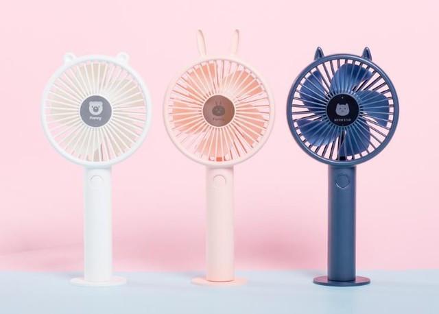 對(duì)標(biāo)清風(fēng)or玩具？小米49元手持電風(fēng)扇的價(jià)值游戲